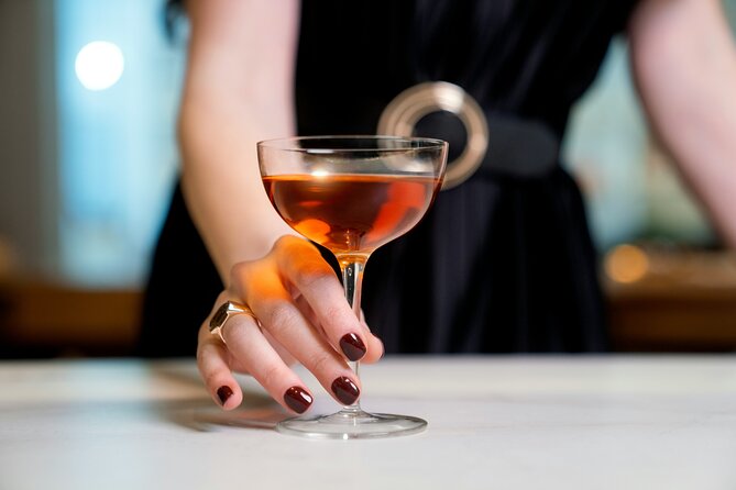 London Cocktail Tour - Soho - Who will enjoy this Soho evening most