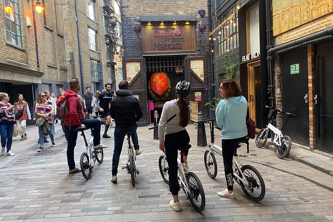 London E-Bike tour & Borough market - Borough Market is the food stop