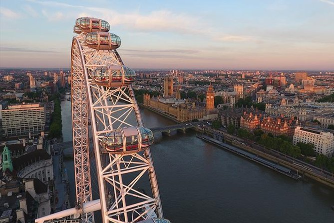 London Eye - Champagne Experience Ticket - What the host service is like