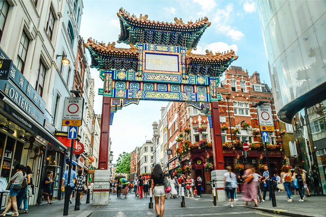 London Full-Day Private Tour with Westminster Abbey Tickets - Chinatown’s 1888 mural and the Leicester Square circuit