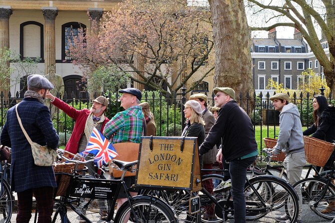 London Gin Safari: A Spirited, Juniper-Fuelled Jaunt - London history told between tastings
