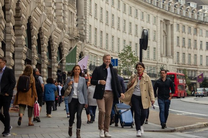 London Half Day Tour with a Local Guide: Private & Custom - What the guides add to the experience