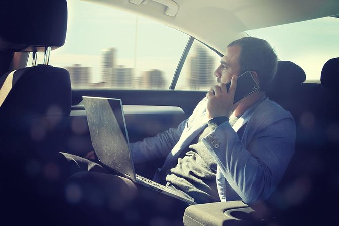 London Heathrow Airport Transfer - Who should book this Heathrow transfer?