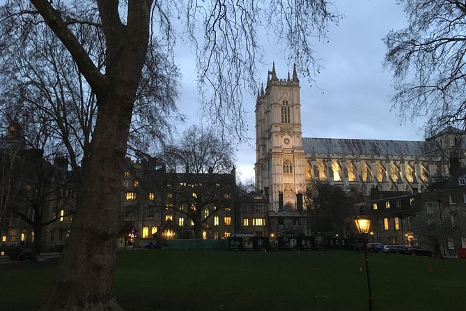 London Introduction Walking Tour - Borough Market is the smartest place to eat