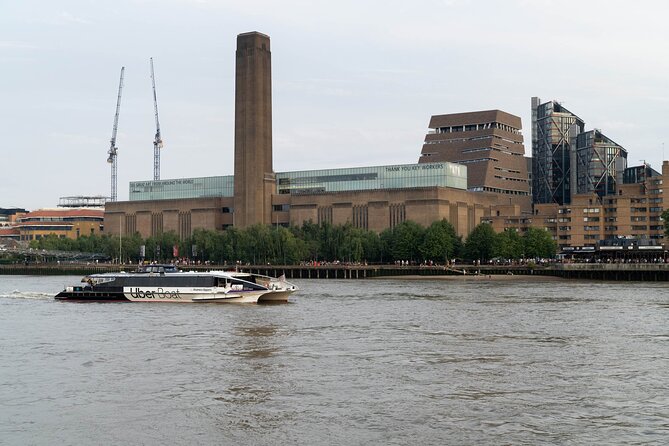 London: Naval College + Painted Hall + Uber Boat: One Way Trip - Practical tips for a smoother visit