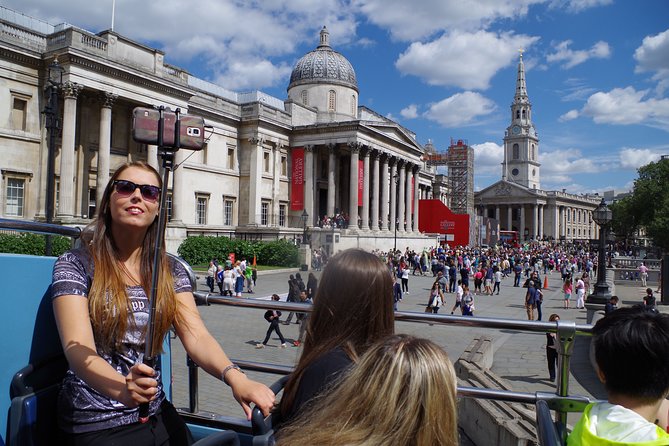 London Panoramic Open Top Bus Tour with Audio Guide - Buckingham Palace and the Royal Route