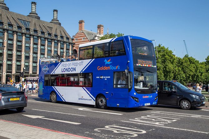 London Panoramic Open Top Bus Tour with Audio Guide - Trafalgar Square and the Central City