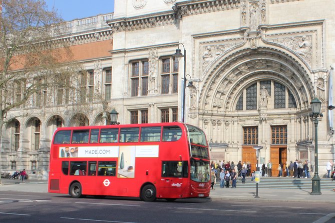 London Private Chauffeur Half-Day or Full-Day Vehicle Rental - Salisbury adds a manageable town stop
