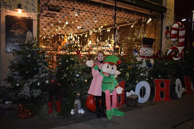 London Private Christmas Lights Taxi Tour with Pick Up - Bond Street adds polished shop windows