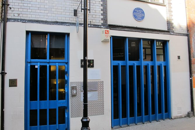 London Rock and Roll Music Tour - Notting Hill, Caribbean London, and the punk movement