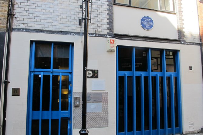 London Rock Music Heritage Soho and North London Tour - Camden Town and Chalk Farm, from Madness to Amy Winehouse