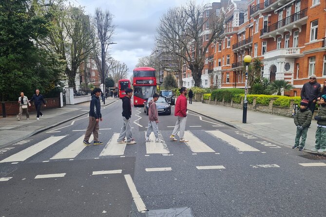 London Rock N Roll Beatles Private Black Cab Tour - Why a private cab works for this London music route