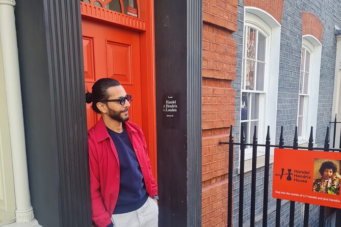 London Rock N Roll Beatles Private Black Cab Tour - The Gibson Garage and a useful 10 percent discount