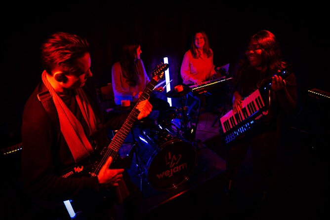 London: Rock On! Camden's Interactive Rockstar Experience - How Much Music Fits Into One Hour?