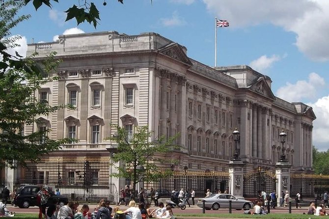 London Royal Highlights - Private Taxi Tour with Hotel Pickup - A smart way to meet London’s royal center