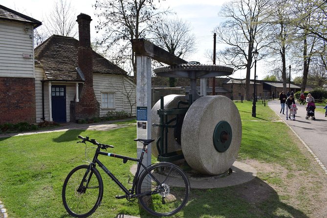 London's Best Kept Secret Bike Tour - Following the Wandle past cottages and old industry