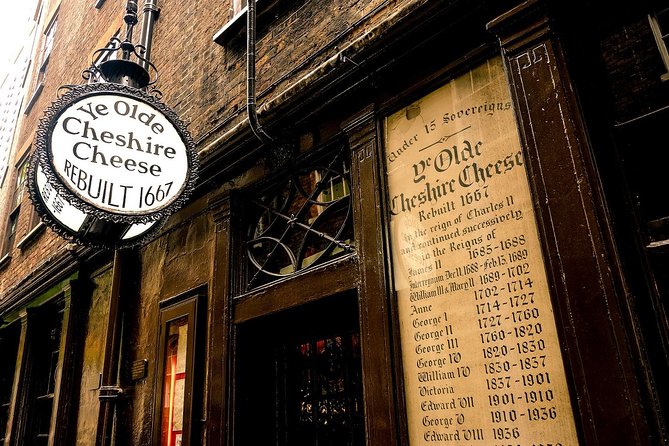 London's Hidden Gems and Secret History Private Guided Tour - St Bride’s Church and the crypt below Fleet Street