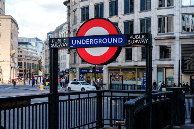 London Self Guided City Tour With an App - Tower Hill’s Sundial and Tower Bridge