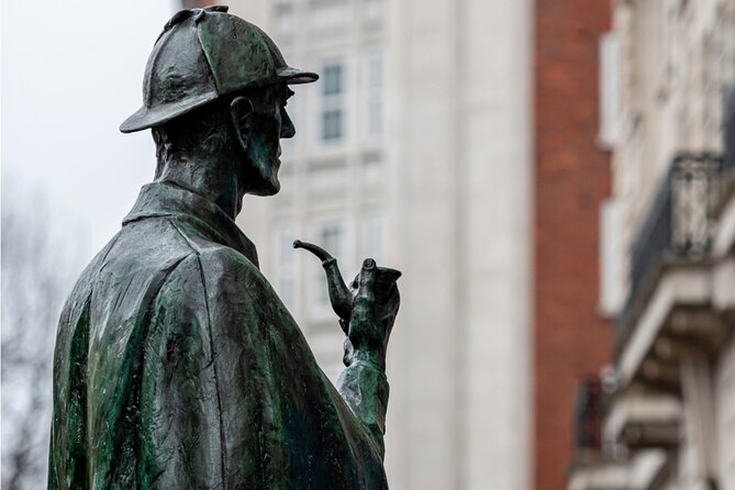 London Sherlock Holmes: Crack the Case Walking Adventure - From Broadcasting House into Holmes country