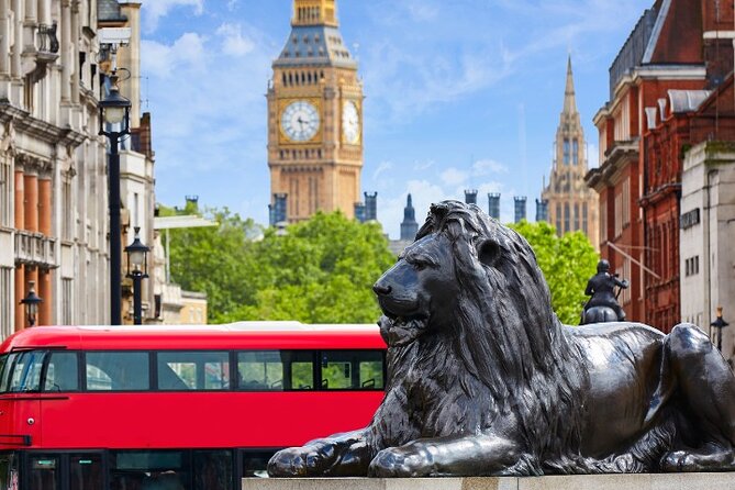 London Sightseeing Walking Tour with 30+ sights - The Tower of London and the midday pause