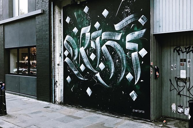 London Street Art Tour of the East End Semi-Private 12ppl Max - Shoreditch High Street and the modern finish