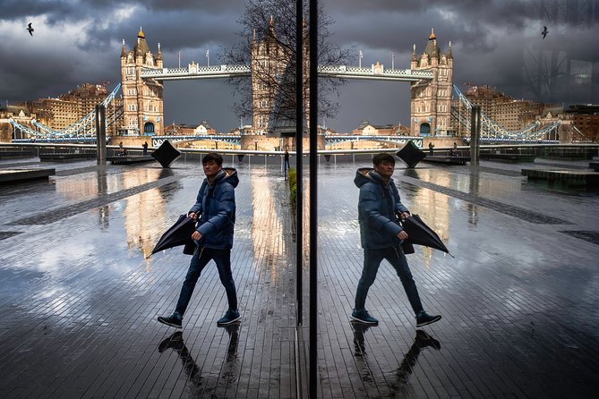 London Street Photo workshop - Tower Bridge and the art of the background