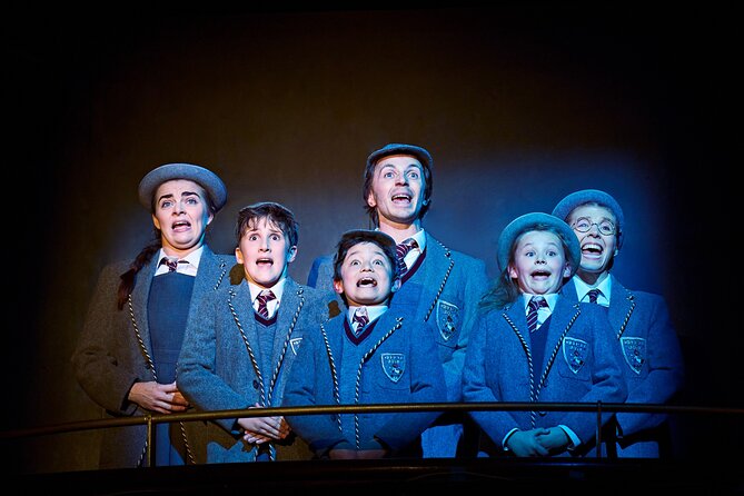 London Theatre: Matilda The Musical - Entering the Cambridge Theatre in the West End