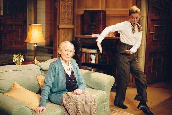 London Theatre: The Mousetrap - What the interval adds to the evening