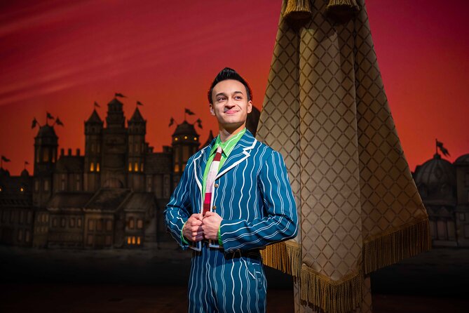 London Theatre: Wicked the Musical - What happens during the 2-hour-45-minute show