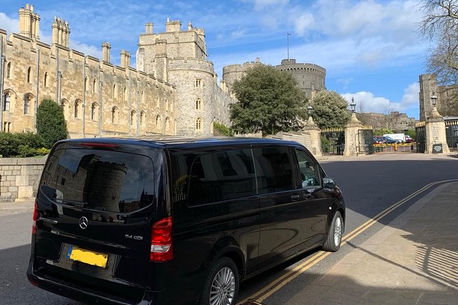 London to Southampton Cruise Port Via Windsor Castle - Choosing the right vehicle for your luggage