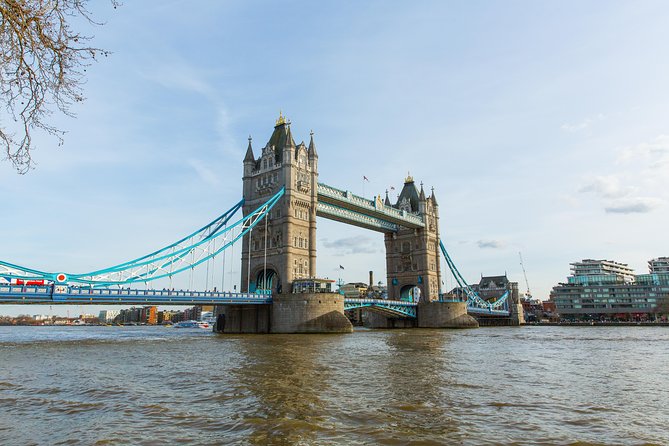 London Tootbus Hop on Hop off Bus Tour and Thames River Cruise - The Thames cruise adds a welcome change of pace