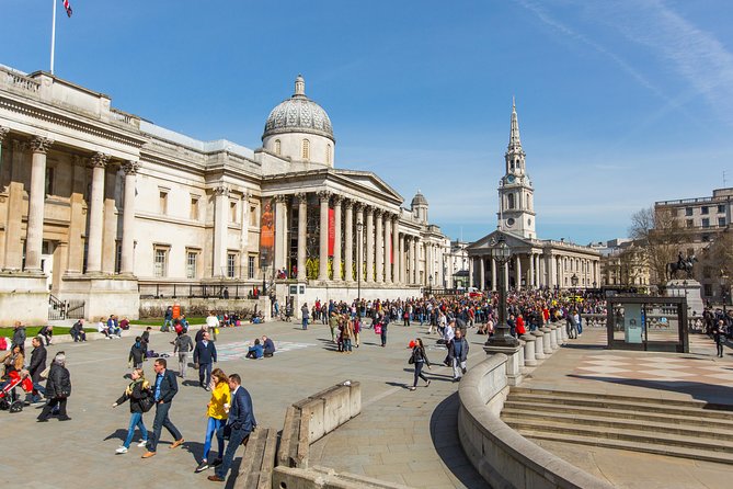 London Tootbus Hop on Hop off Bus Tour and Thames River Cruise - Audio commentary, children’s tracks, and the app