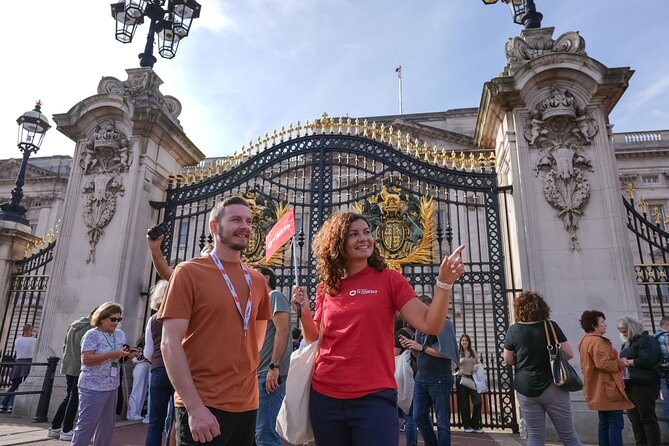 London Tour: Changing of the Guard, Westminster Abbey & Tower - Parliament Square and the view of Big Ben