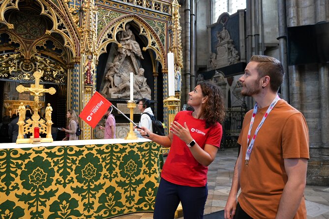 London Tour: Changing of the Guard, Westminster Abbey & Tower - Buckingham Palace and the guard ceremony