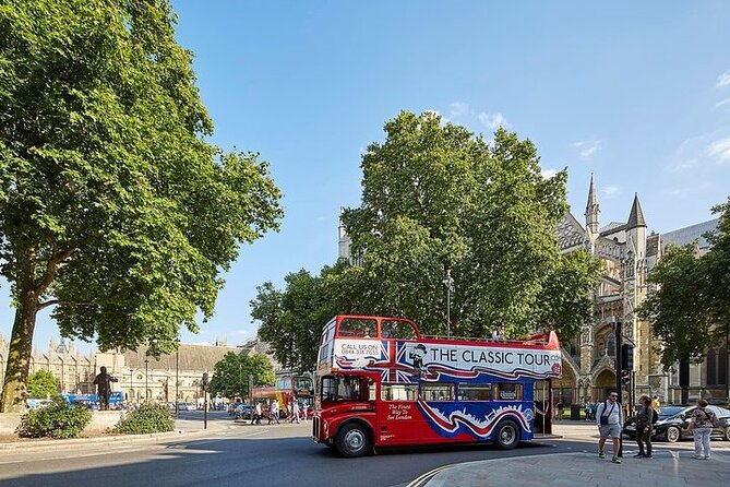 London Vintage Bus Tour: Live Comedy Sightseeing Show - The Shard and London’s modern skyline