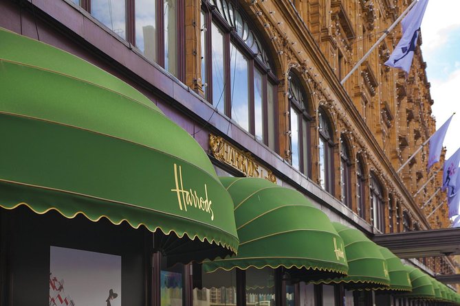 London Vintage Bus Tour with Cream Tea at Harrods - The final ride to Harrods