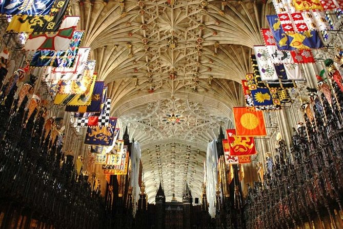 London, Windsor Castle, Hampton Court Palace with Free Snack Pack - The State Apartments and Tudor Kitchens