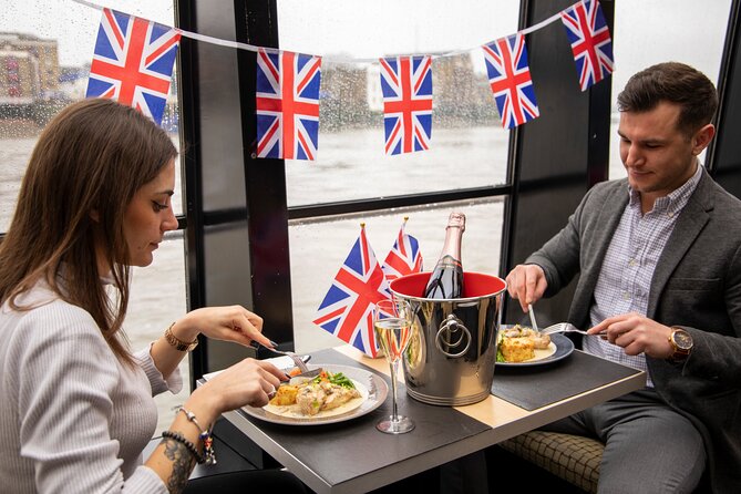 Lunch River Cruise on the Thames with 2-Course Meal - Westminster, Big Ben and the turnaround point