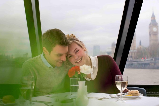 Lunch River Cruise on the Thames with 2-Course Meal - Lunch, service and the fixed menu