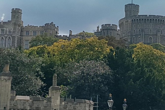 Luxury Private Vehicle Day Hire from & to London via Stonehenge & Windsor Castle - Price, tickets, and the real value