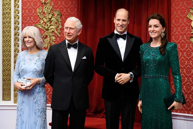 Madame Tussauds London Admission Ticket - Meeting the Royal Family on the balcony