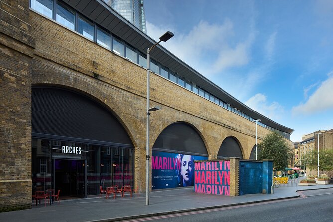 Marilyn: The Exhibition - Guided visits, white-glove options, and the audio guide
