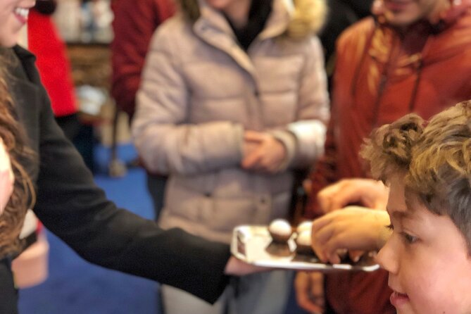Mayfair Chocolate Tour - A chocolate walk through two very different Londons