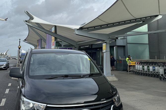 Minibus from Southampton to London, Direct or via Attractions - Salisbury Cathedral and other custom stops