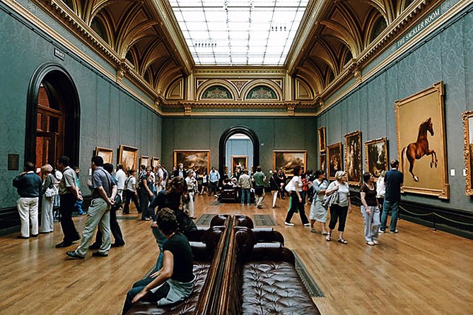 National Gallery of London Museum Tour Semi-Private 8ppl Max - Meeting at Trafalgar Square and entering the museum