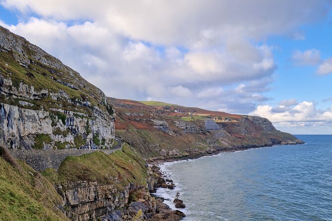 North Wales and Caernarfon Castle day tour from Chester - What the minivan format feels like
