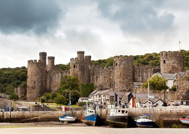 North Wales Sightseeing Adventure Day Trip from Manchester - Setting out from Manchester Airport at 8:45 am