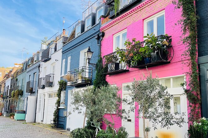 Notting Hill Walk Celebrities and Film Locations - Anna’s relaxed guiding style