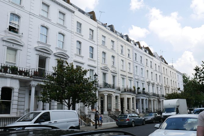 Notting Hill Walking Tour for Small Groups - St Lukes Mews and Love Actually