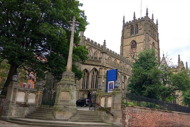 Nottingham and Robin Hood Private Guided Walking Tour - Key details that shape the experience